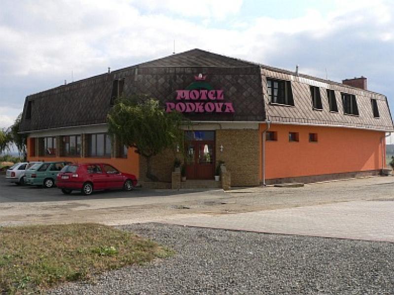 Motel Podkova Klobouky u Brna Bagian luar foto